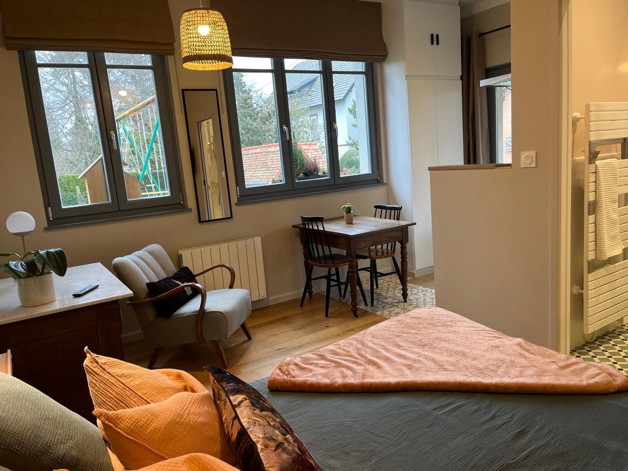 Studio De Charme Avec Terrasse Privee, Jardin Partage Bouxwiller  Zewnętrze zdjęcie